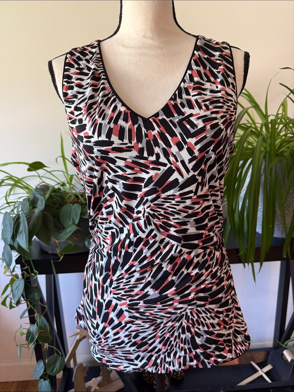 WHBM Abstract V-Neck Reversible Sleeveless Top NWT M